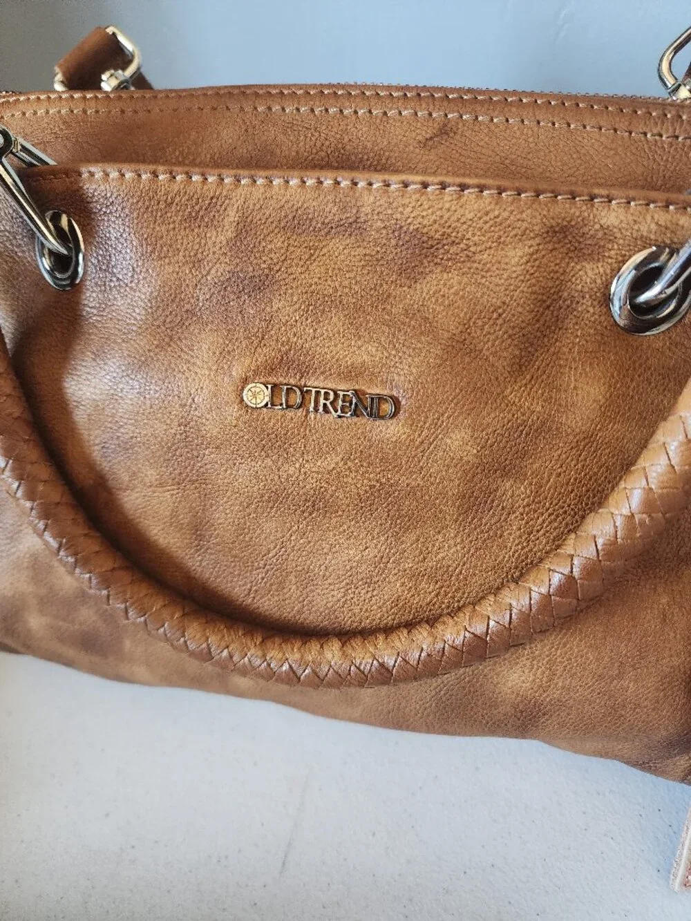 Old Trend Satchel 